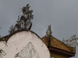 Dơi trong kiến trúc cổ